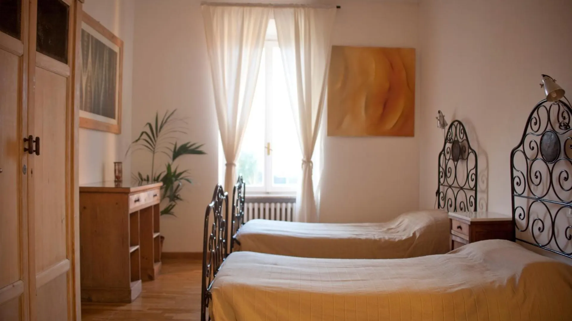 Apartment Bb Lago Nel Pagliaio Taino Couette-café